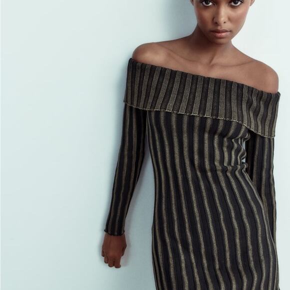 ZARA BLOGGER FAVORITE OFF-THE-SHOULDER ACID WASH KNIT DRESS - Picture 4 of 10